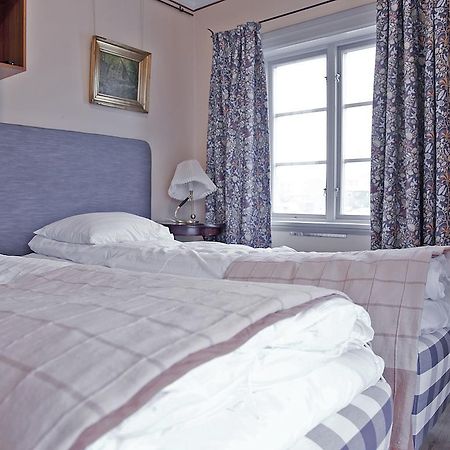 Lilla Hotellet Bed & Breakfast Strängnäs Kültér fotó
